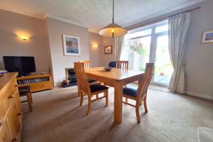 Dining Room - click for photo gallery